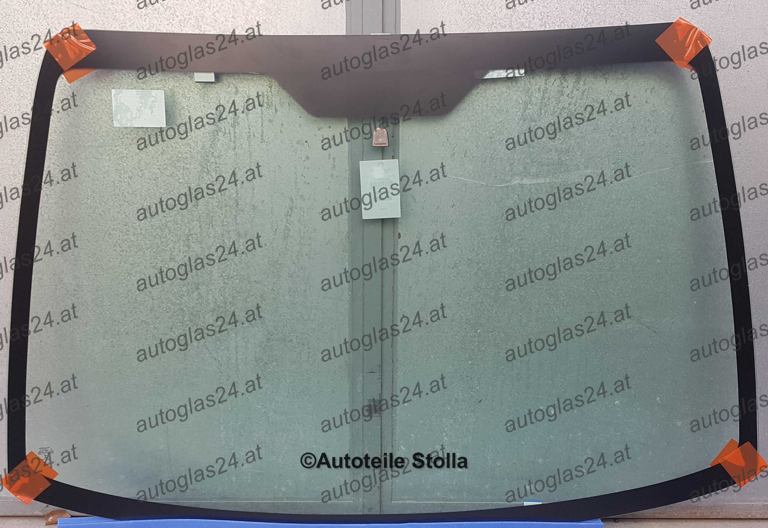 W1470_Chrysler_Voyager